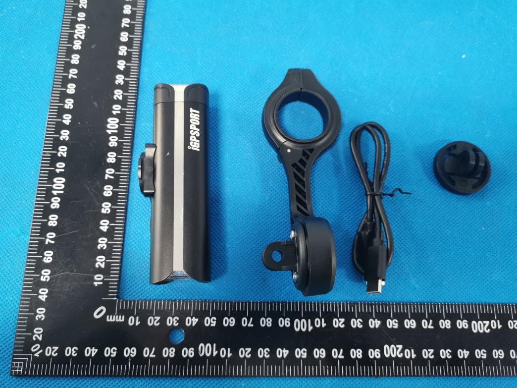 iGPSPORT VS1200 Smart Frontlight - FCC ID 2AU4M-VS1200 - Wuhan Qiwu Technology Co., Ltd. (3)
