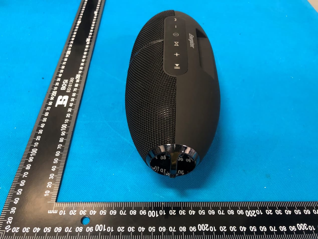 Bluetooth Speaker with Power Bank - FCC ID 2AU4P-BTS205 - TennRich International Corp. (5)