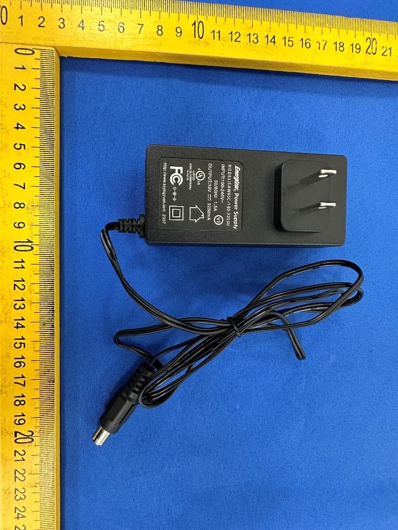Portable Power Station - FCC ID 2AU4P-PPS300W2 - TennRich International Corp.