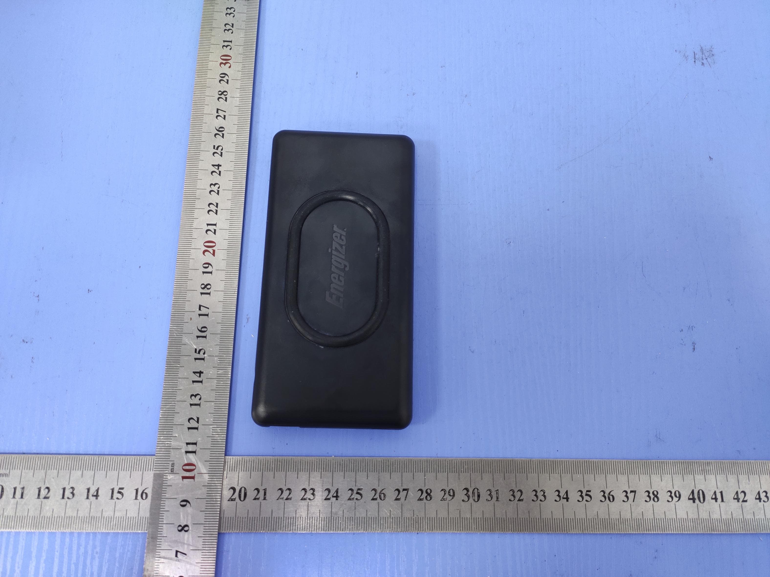 Power Bank - FCC ID 2AU4P-QE10012PQ - TennRich International Corp.