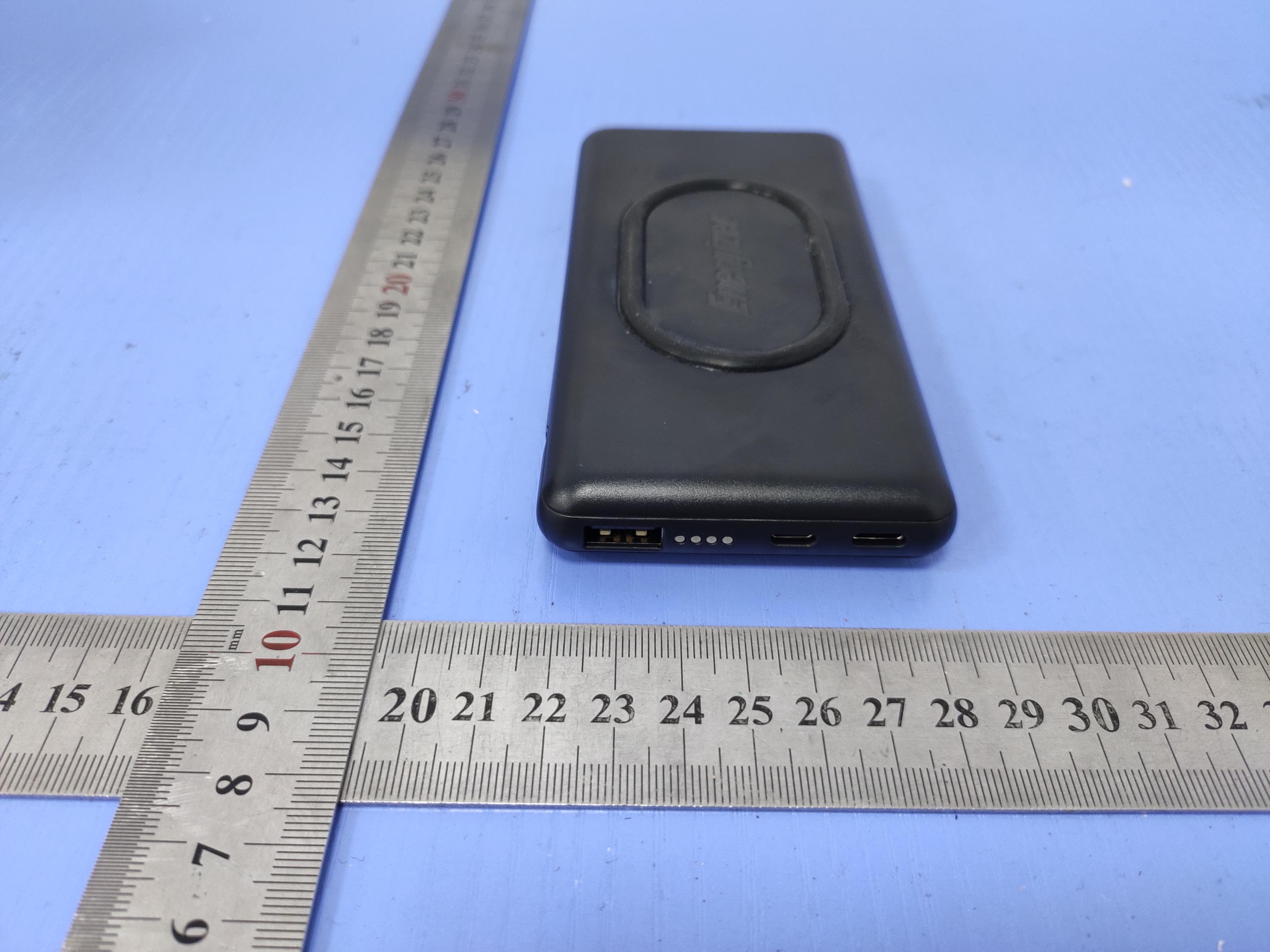 Power Bank - FCC ID 2AU4P-QE10012PQ - TennRich International Corp. (5)