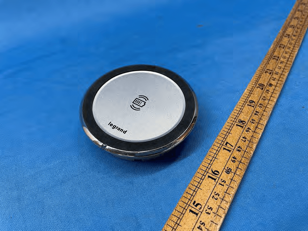 Wireless Charging Pad - FCC ID 2AU5D-LXX12 - Legrand/Pass & Seymour (3)