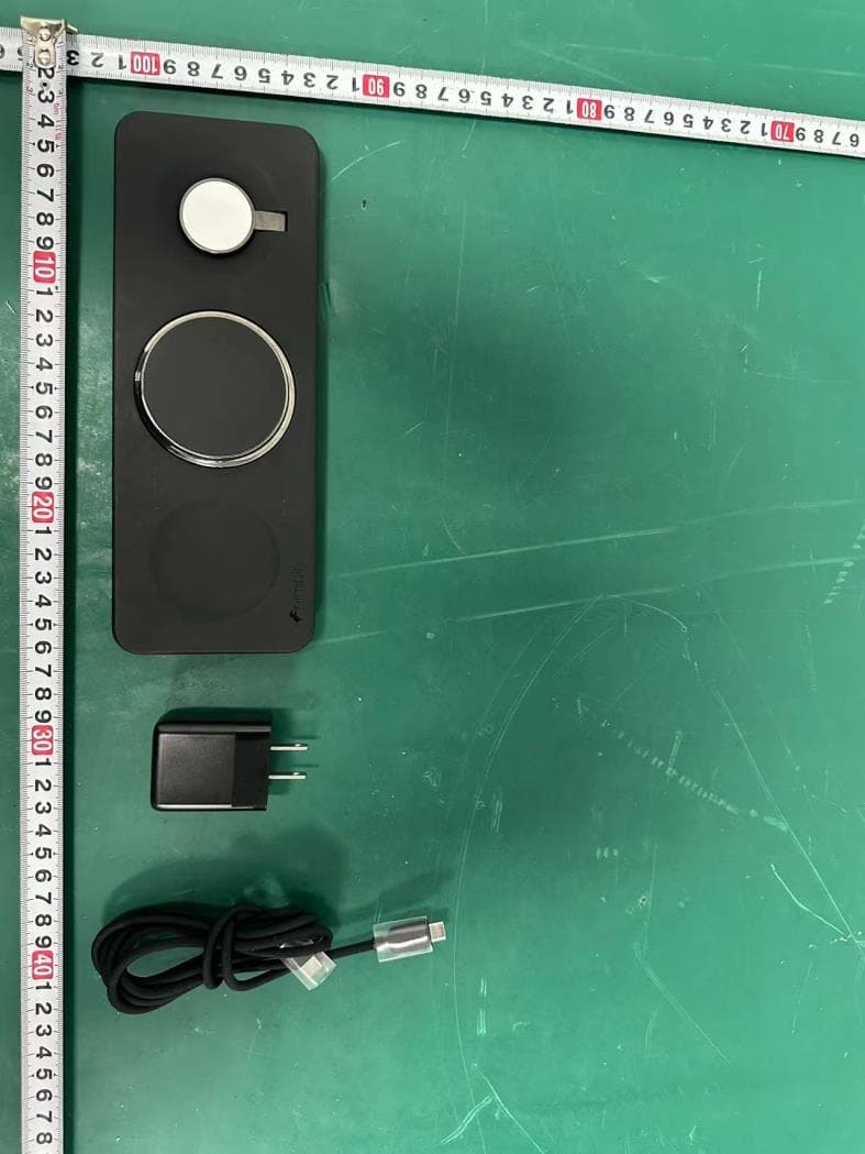 PODIUM 3-IN-1 WIRELESS CHARGER - FCC ID 2AU7D-PODIUMA - PYS High-Tech Co., LTD