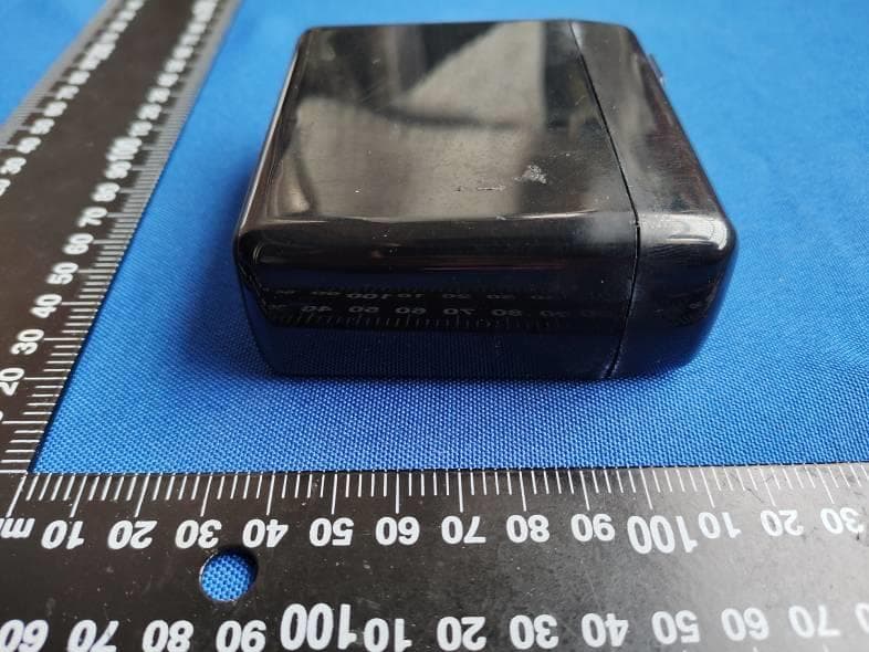 Travel Charger - FCC ID 2AU7V-AC21 - Shenzhen Xinjiawei Technology Co.Ltd (4)