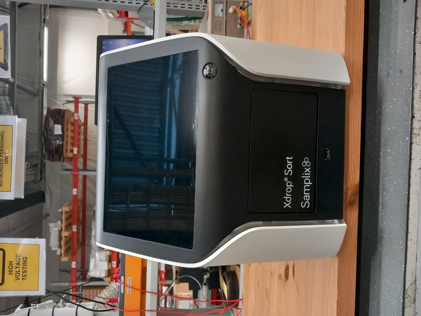 Droplet generator and sorting instrument - FCC ID 2AU86XDROPSORT - Samplix (3)