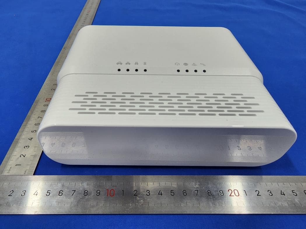 LTE Indoor - FCC ID 2AU8HSRT421-CBRS - Smawave Technology Co. ,Ltd (2)