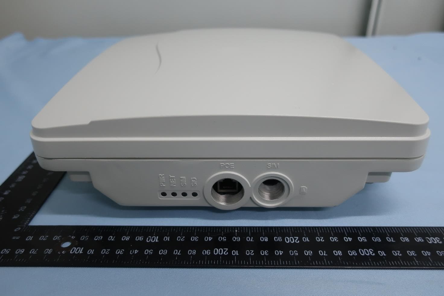 Outdoor CPE - FCC ID 2AU8HSRW410 - Smawave Technology Co. ,Ltd