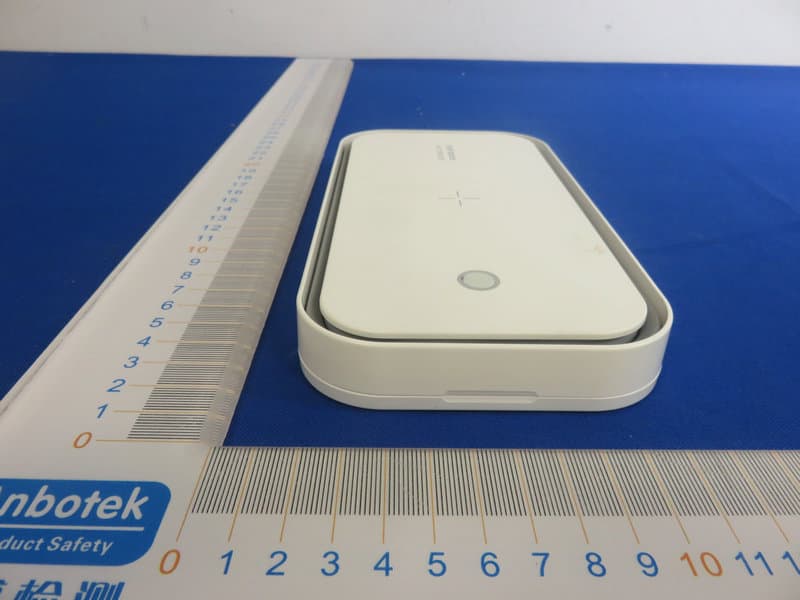 Multi-function UVC Sterilizer(Wireless Charging) - FCC ID 2AUA9-RQZY005 - Shenzhen Renqing Excellent Technology Co., Ltd. (2)