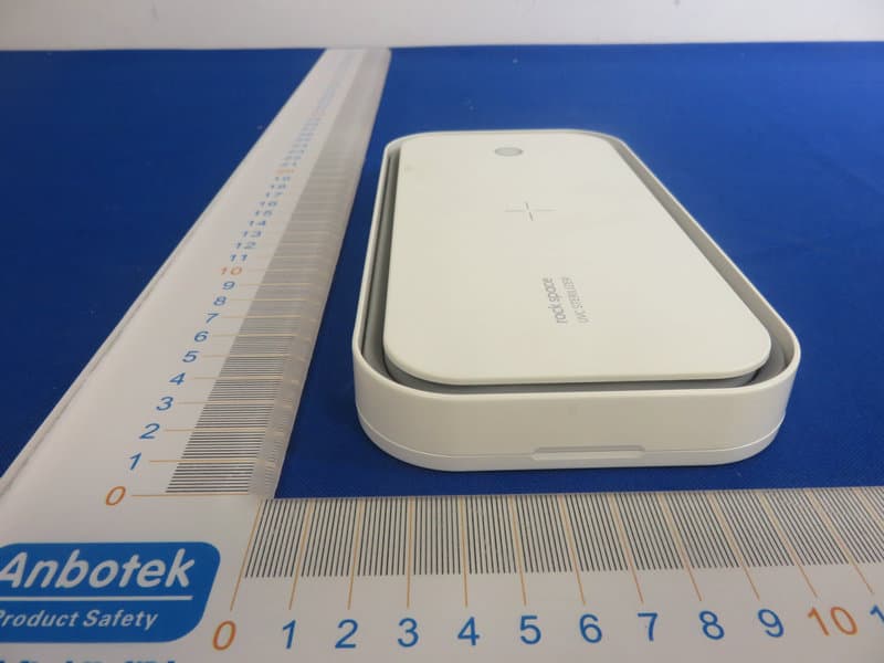 Multi-function UVC Sterilizer(Wireless Charging) - FCC ID 2AUA9-RQZY005 - Shenzhen Renqing Excellent Technology Co., Ltd.