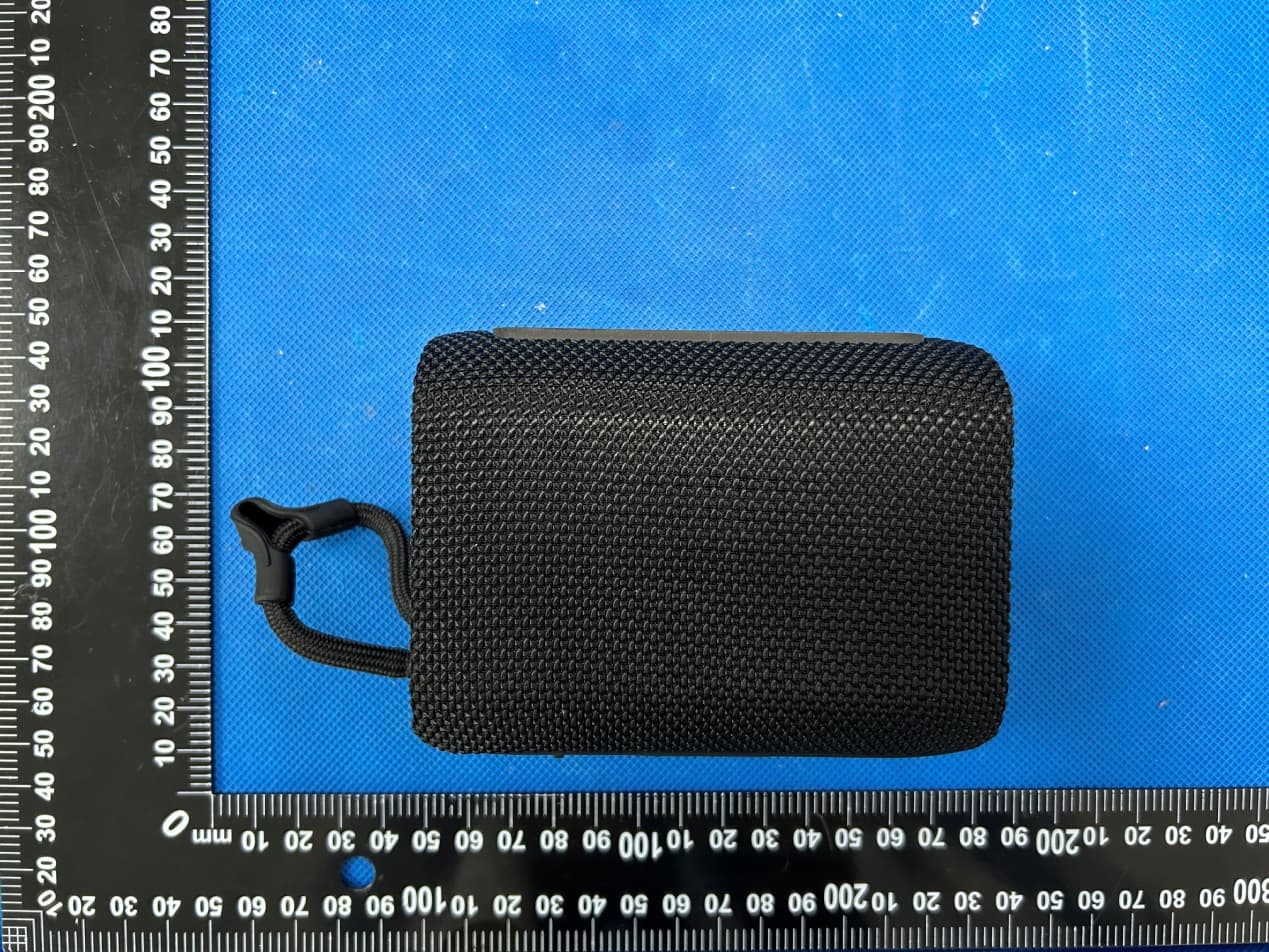 2 in 1 Speaker - FCC ID 2AUB7-BEBTWSS001 - Shenzhen BEB Electronics CO., Limited (2)