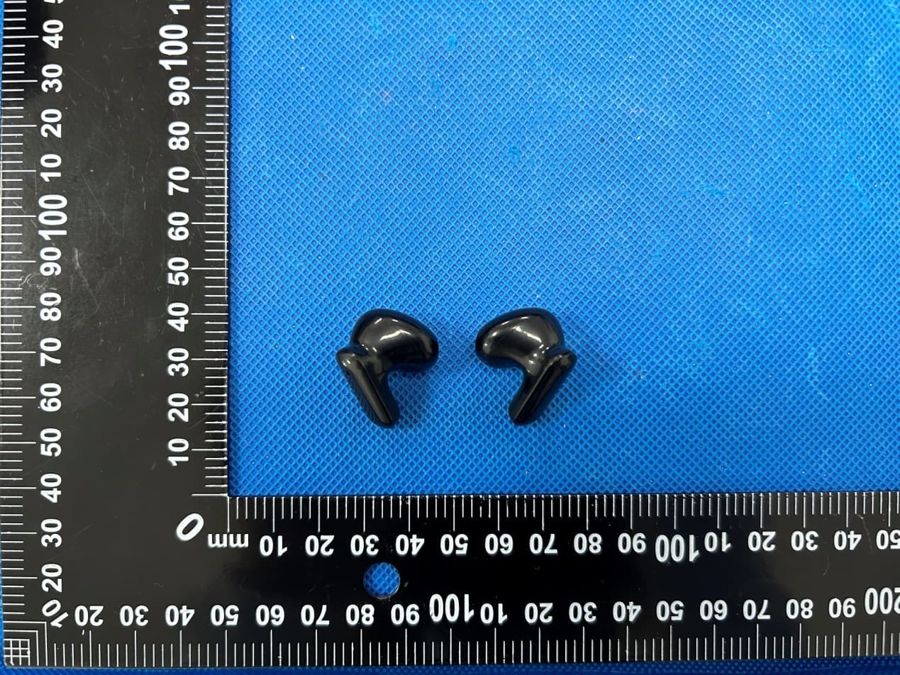 2 in 1 Speaker - FCC ID 2AUB7-BEBTWSSS001 - Shenzhen BEB Electronics CO., Limited (2)
