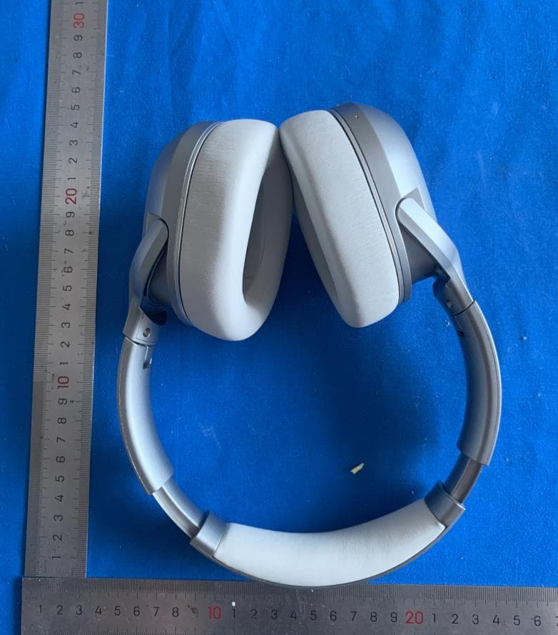 Bluetooth headphones - FCC ID 2AUCH-RIPT-ULTRA - Finnovate Group, LLC (2)