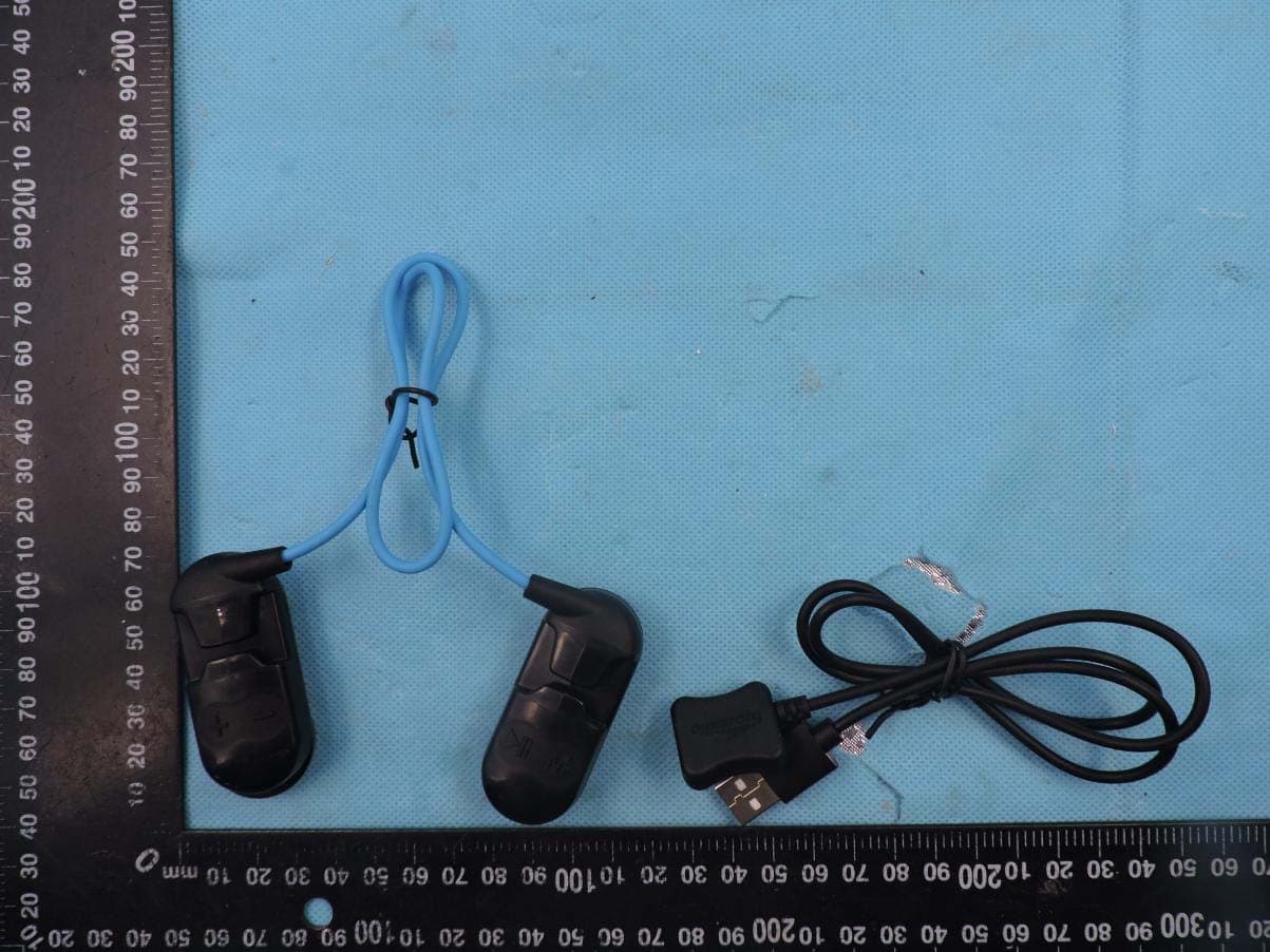 Underwater Headphones - FCC ID 2AUCH-SONAR - Finnovate Group, LLC