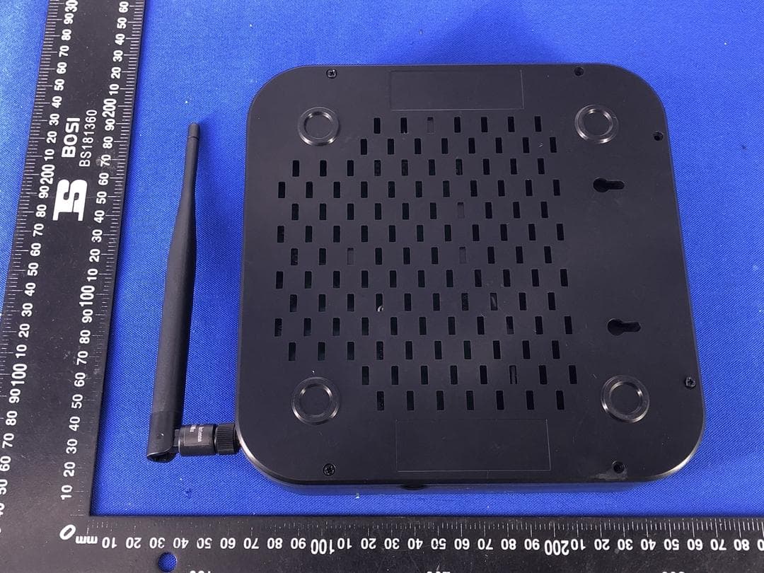 Router - FCC ID 2AUCLLD-1000-1 - FX Technology Limited (3)