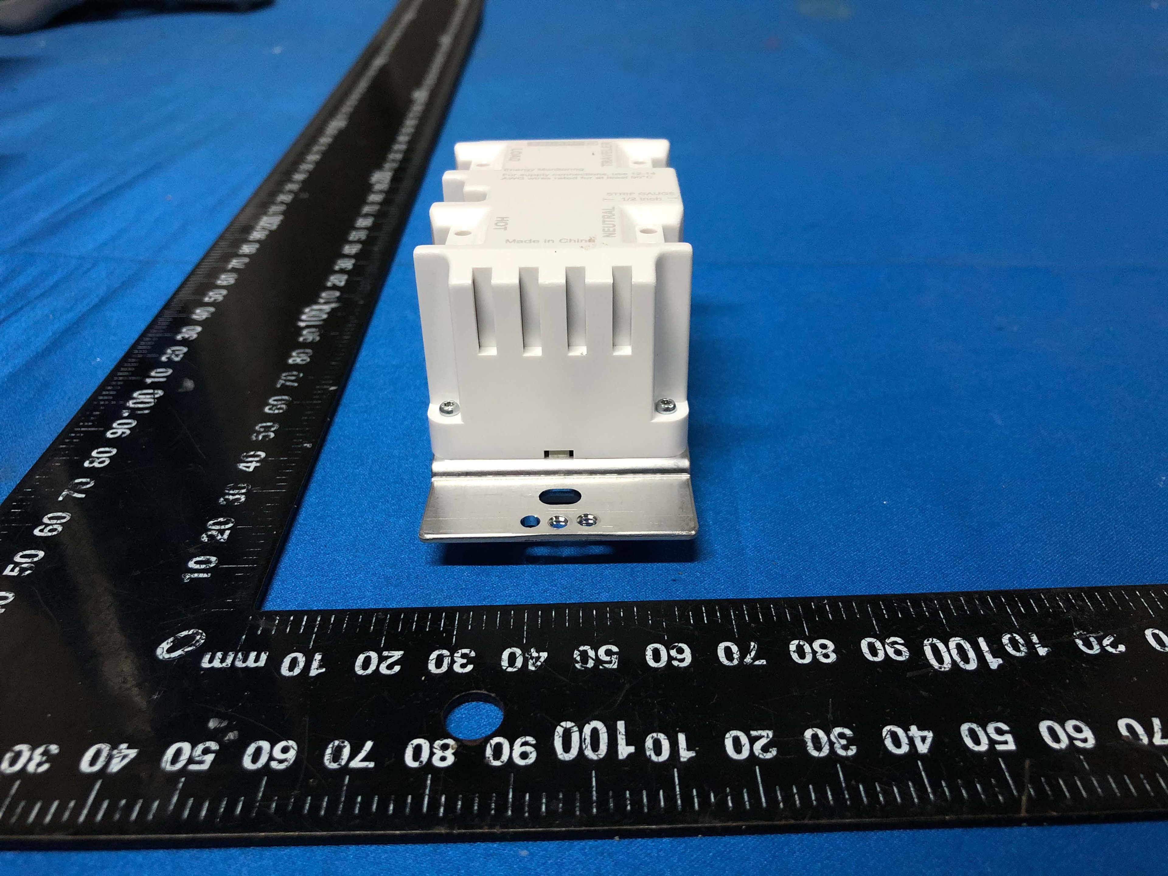 Z-WAVE+ SWITCH SINGLE POLE - FCC ID 2AUCU-14102Z - Schneider Electric (China) Co., Ltd., Shenzhen Branch