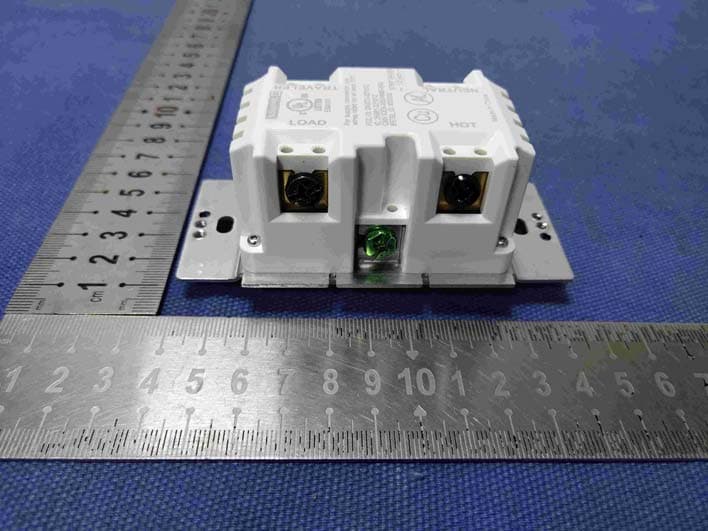 Z-Wave Dimmer - FCC ID 2AUCU-22101Z - Schneider Electric (China) Co., Ltd., Shenzhen Branch (3)
