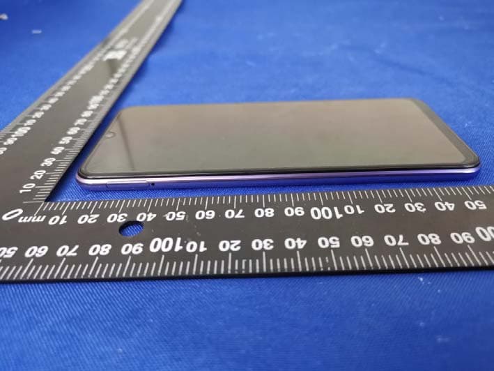 Mobile Phone - FCC ID 2AUCY-V2025 - vivo Mobile Communication Co., Ltd. (3)