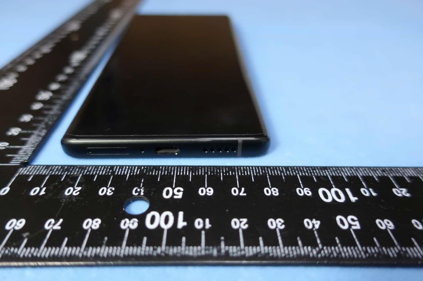 Mobile Phone - FCC ID 2AUCY-V2145 - vivo Mobile Communication Co., Ltd. (4)