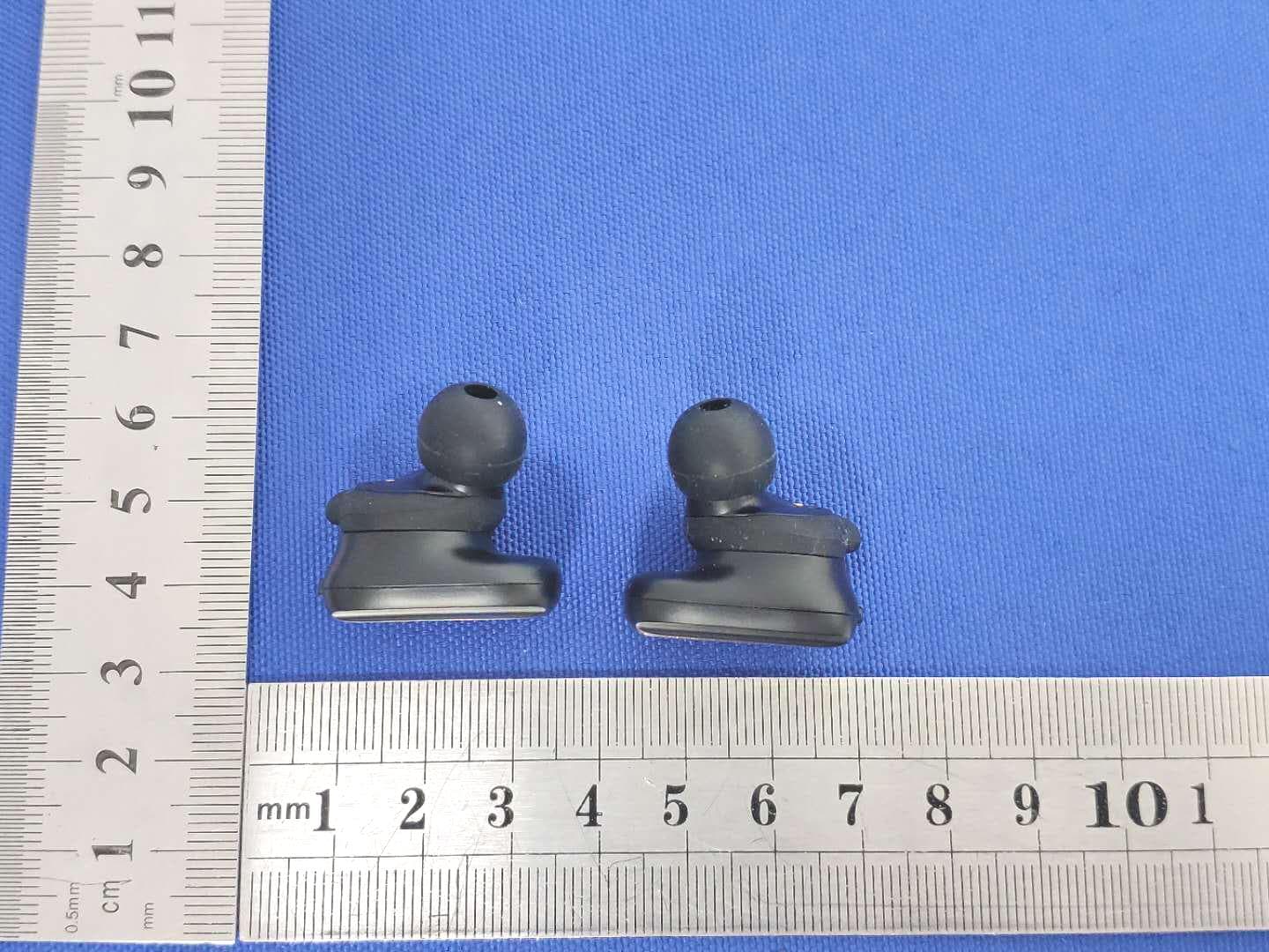 TWS Earbuds - FCC ID 2AUD6-TS10 - Shenzhen Shengna Technology., Ltd. (2)