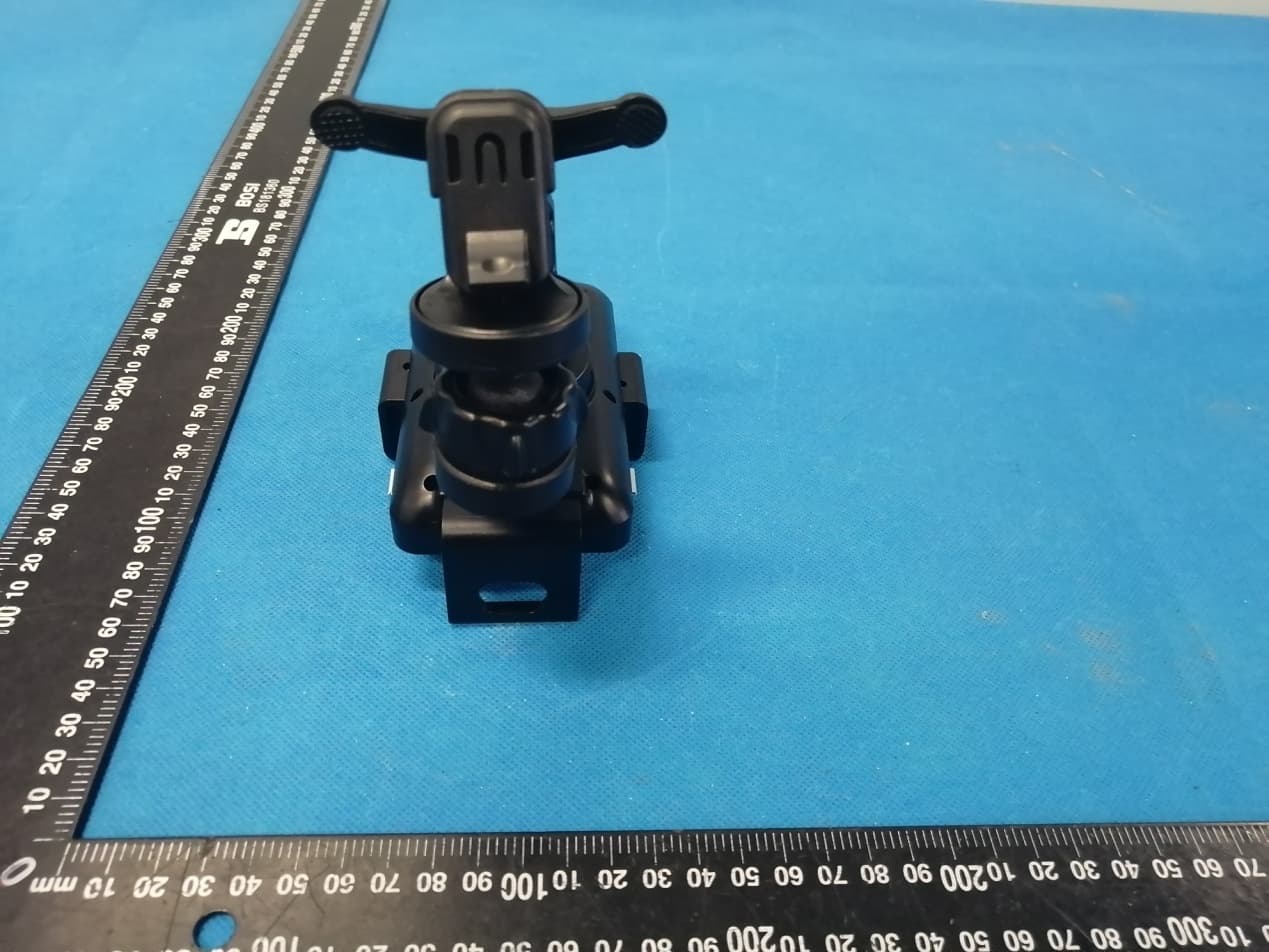 Wireless Car Charger - FCC ID 2AUDO-C23 - Shenzhen Itian Technology Co.,Ltd. (4)
