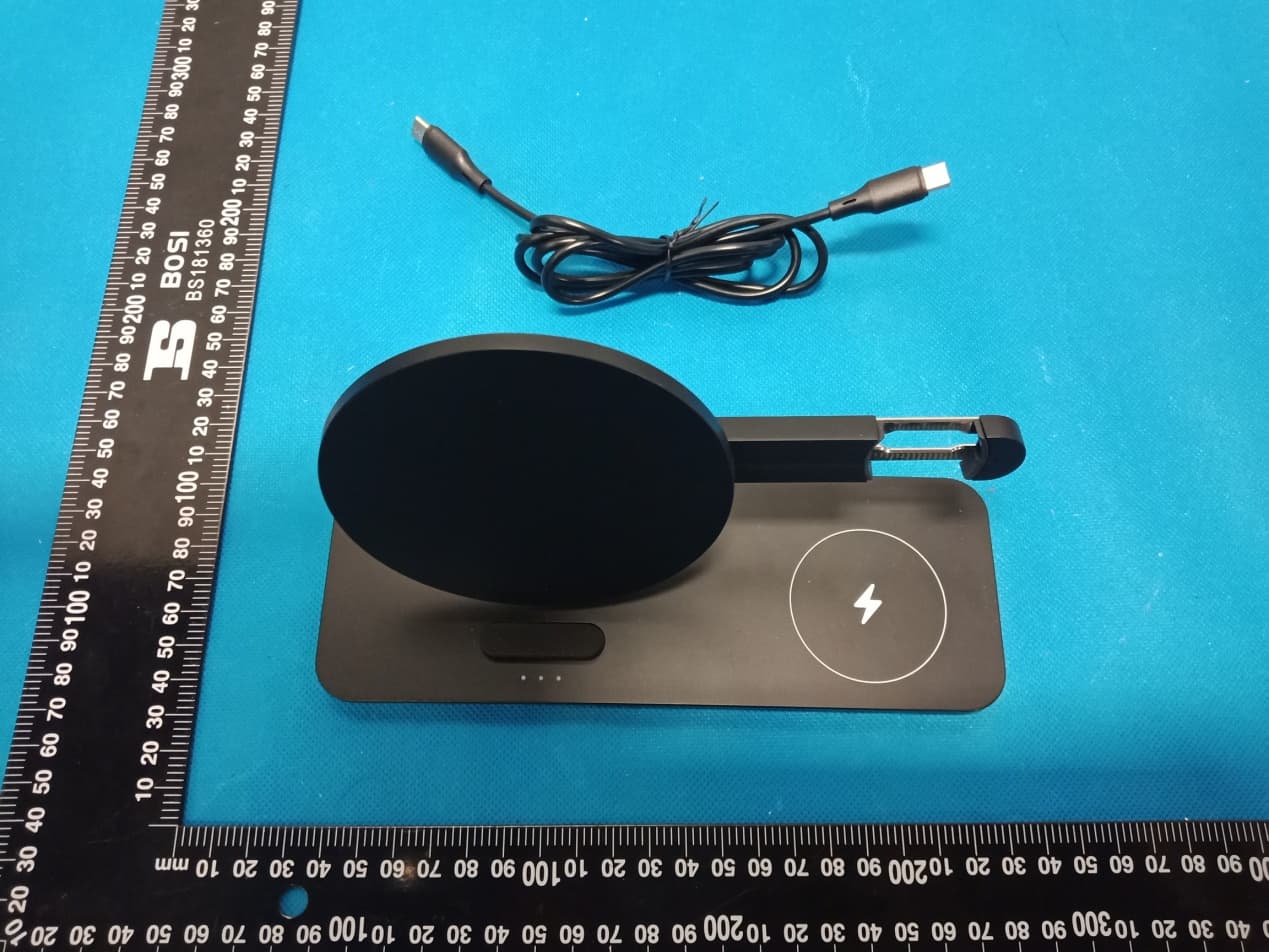 Wireless Charger - FCC ID 2AUDO-F5 - Shenzhen Itian Technology Co.,Ltd. (4)