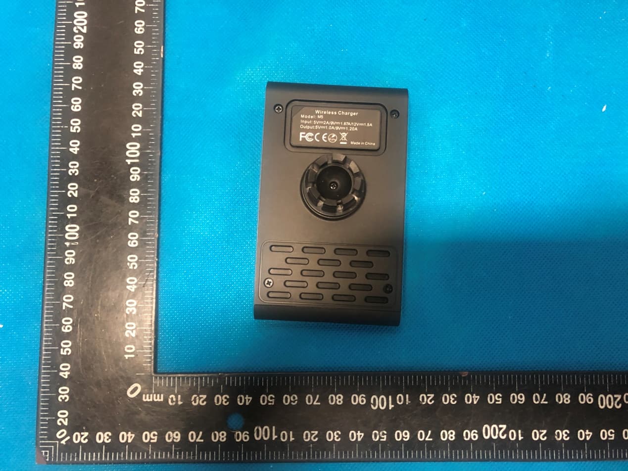 Wireless Charger - FCC ID 2AUDO-M5 - Shenzhen Itian Technology Co.,Ltd. (2)