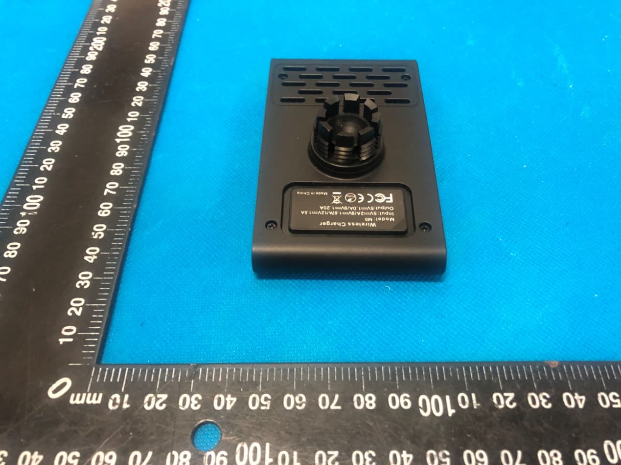 Wireless Charger - FCC ID 2AUDO-M5 - Shenzhen Itian Technology Co.,Ltd. (4)