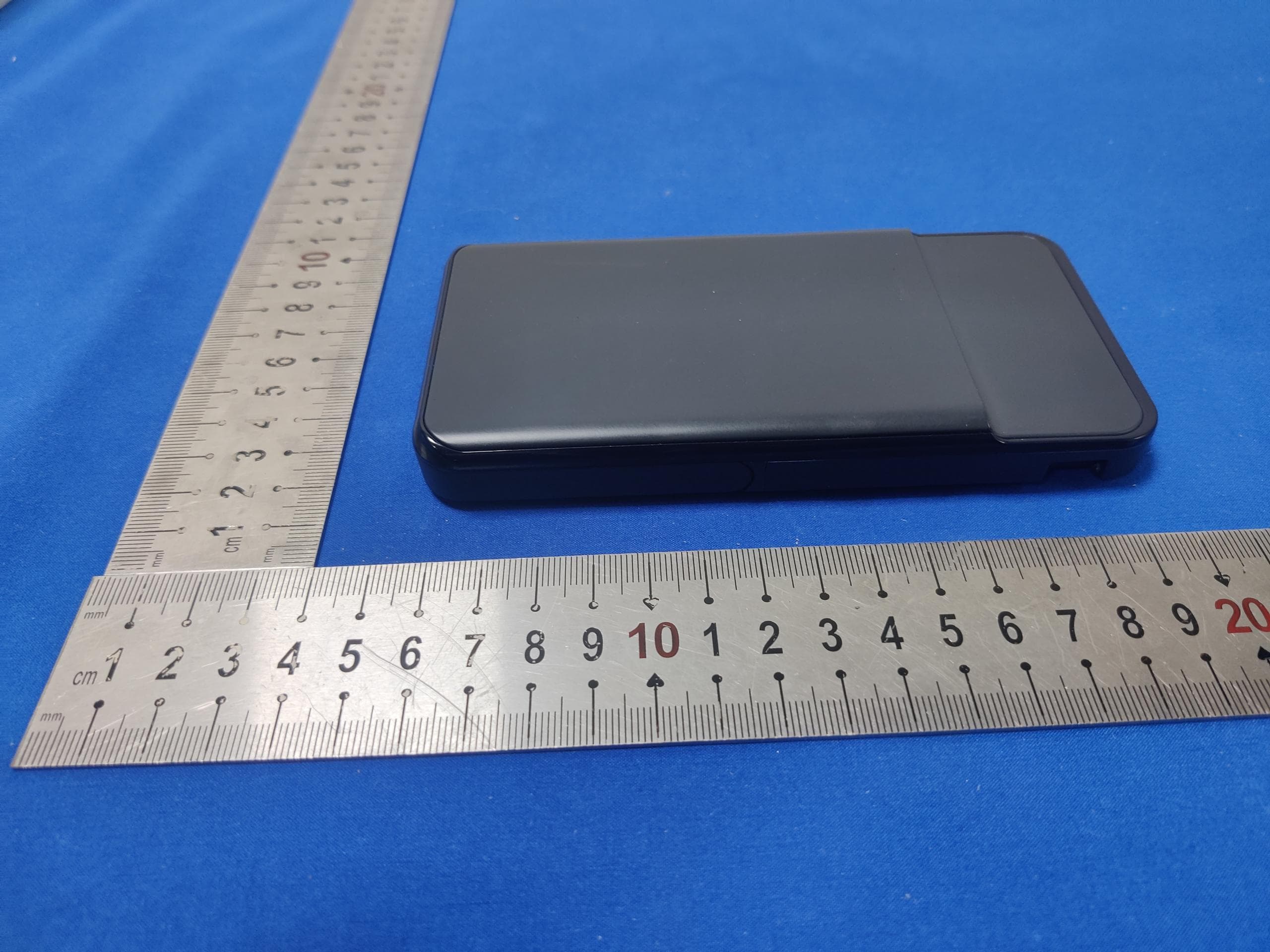 MagSafe Power Bank - FCC ID 2AUDO-MP01 - Shenzhen Itian Technology Co.,Ltd. (4)