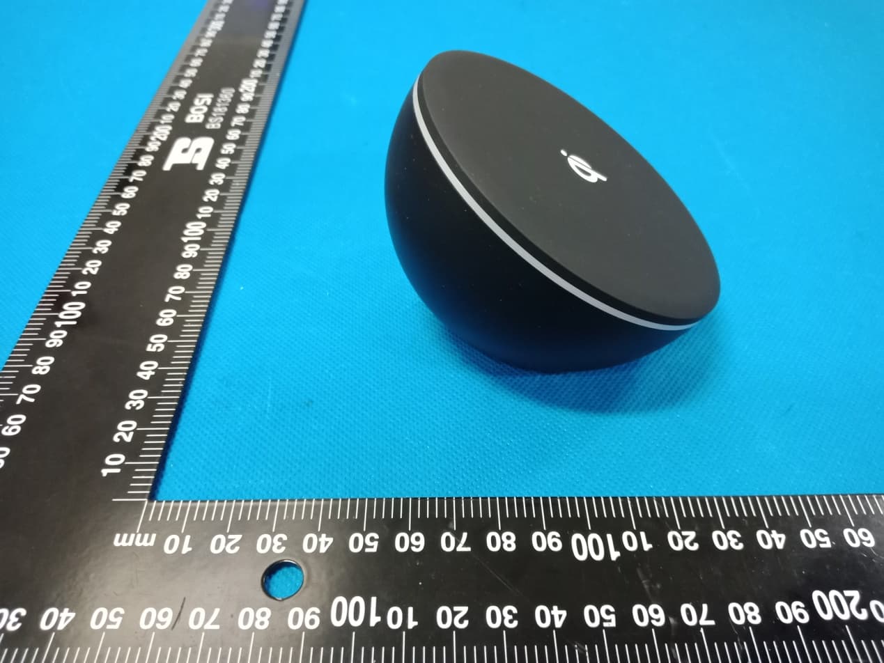Wireless Charger - FCC ID 2AUDO-Q8 - Shenzhen Itian Technology Co.,Ltd. (5)