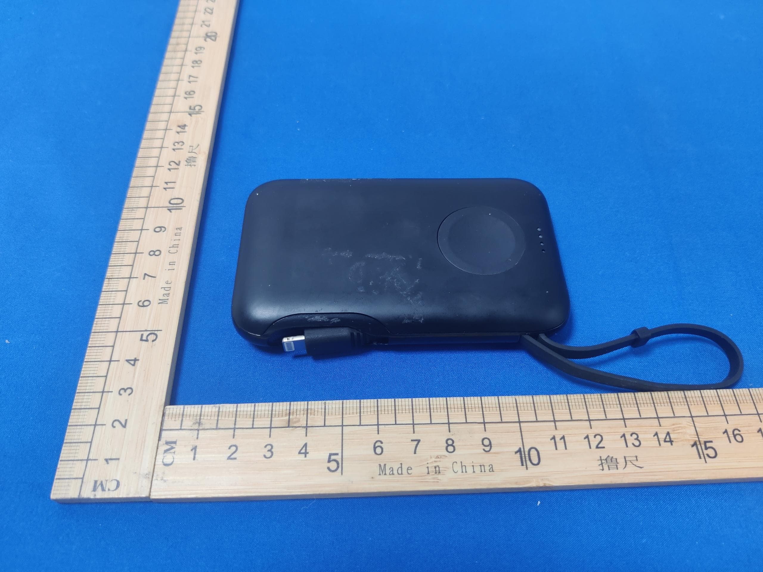 POWER BANK - FCC ID 2AUDO-V11AV11S - Shenzhen Itian Technology Co.,Ltd. (3)