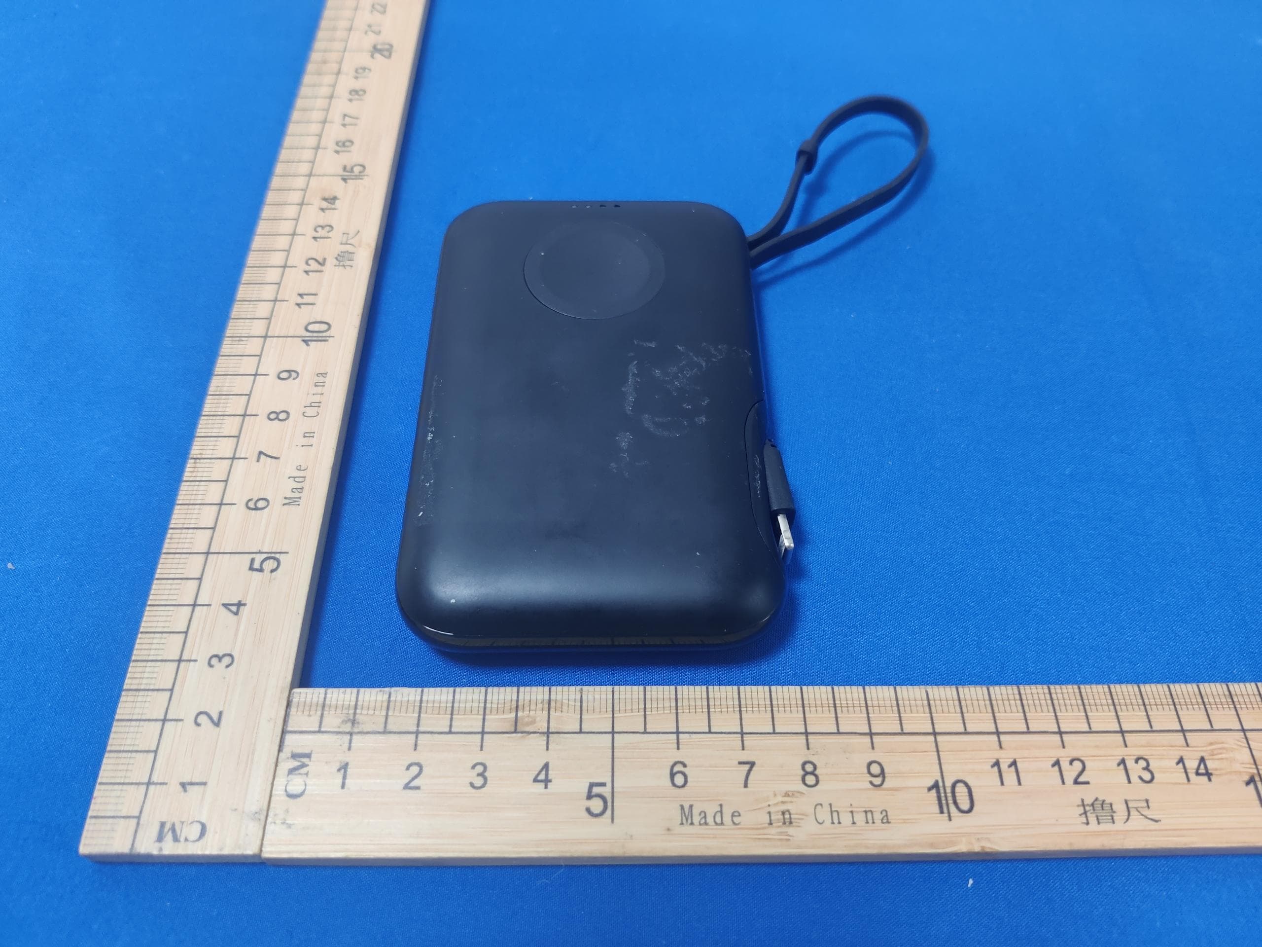 POWER BANK - FCC ID 2AUDO-V11AV11S - Shenzhen Itian Technology Co.,Ltd. (4)