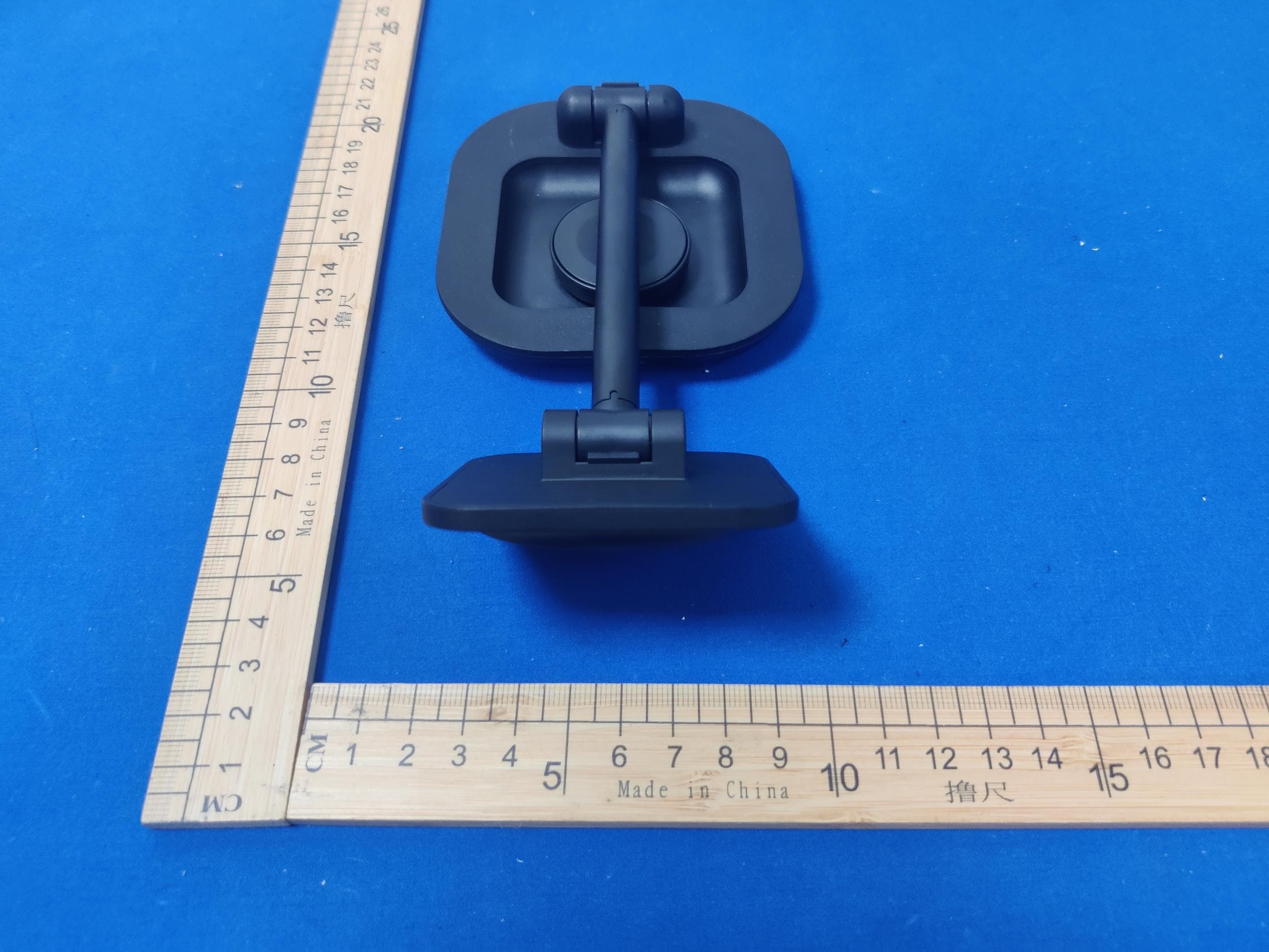 3 in 1 MagSafe Charger - FCC ID 2AUDO-V13V15AV15S - Shenzhen Itian Technology Co.,Ltd. (5)