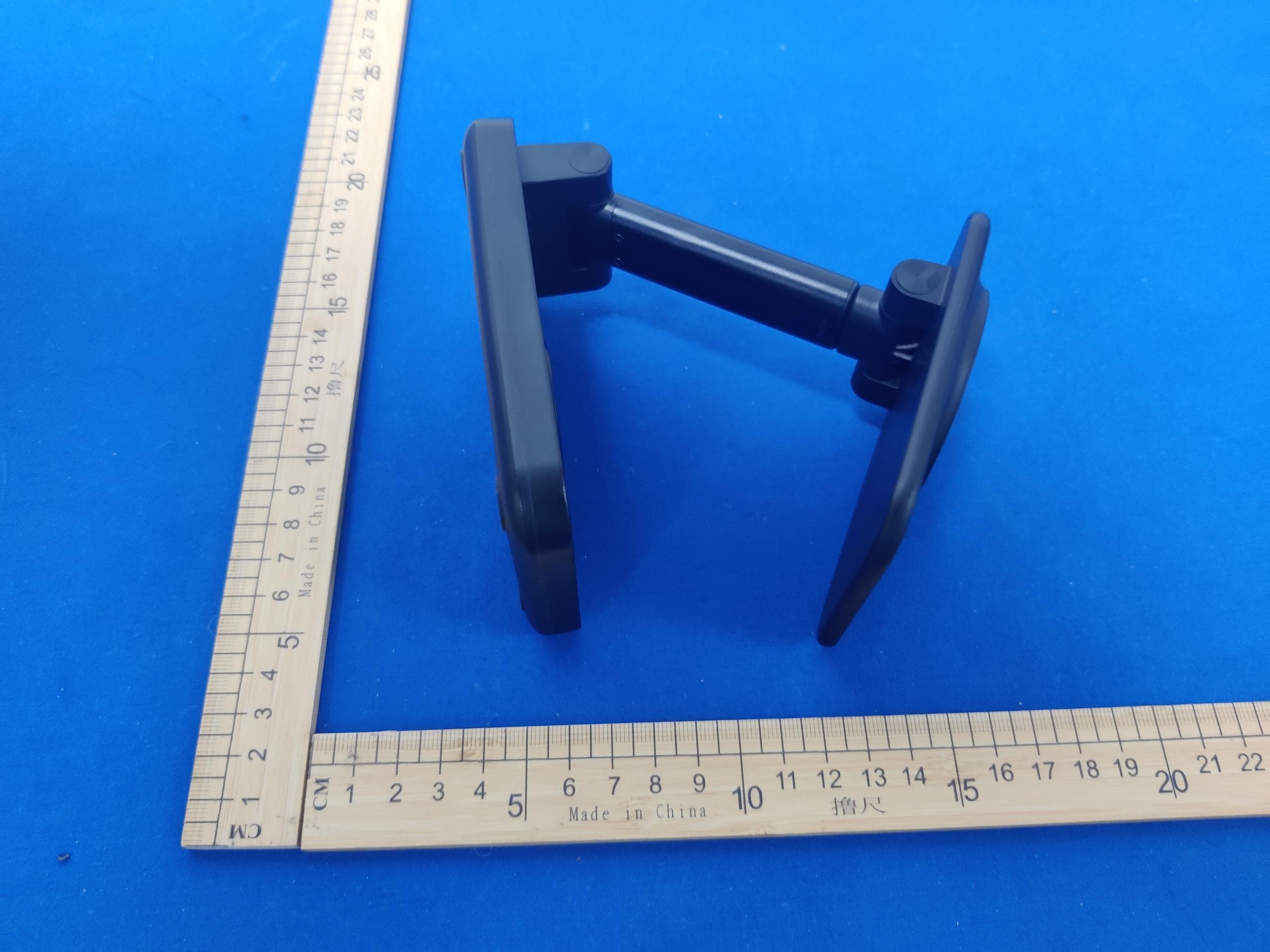 3 in 1 MagSafe Charger - FCC ID 2AUDO-V16 - Shenzhen Itian Technology Co.,Ltd. (4)