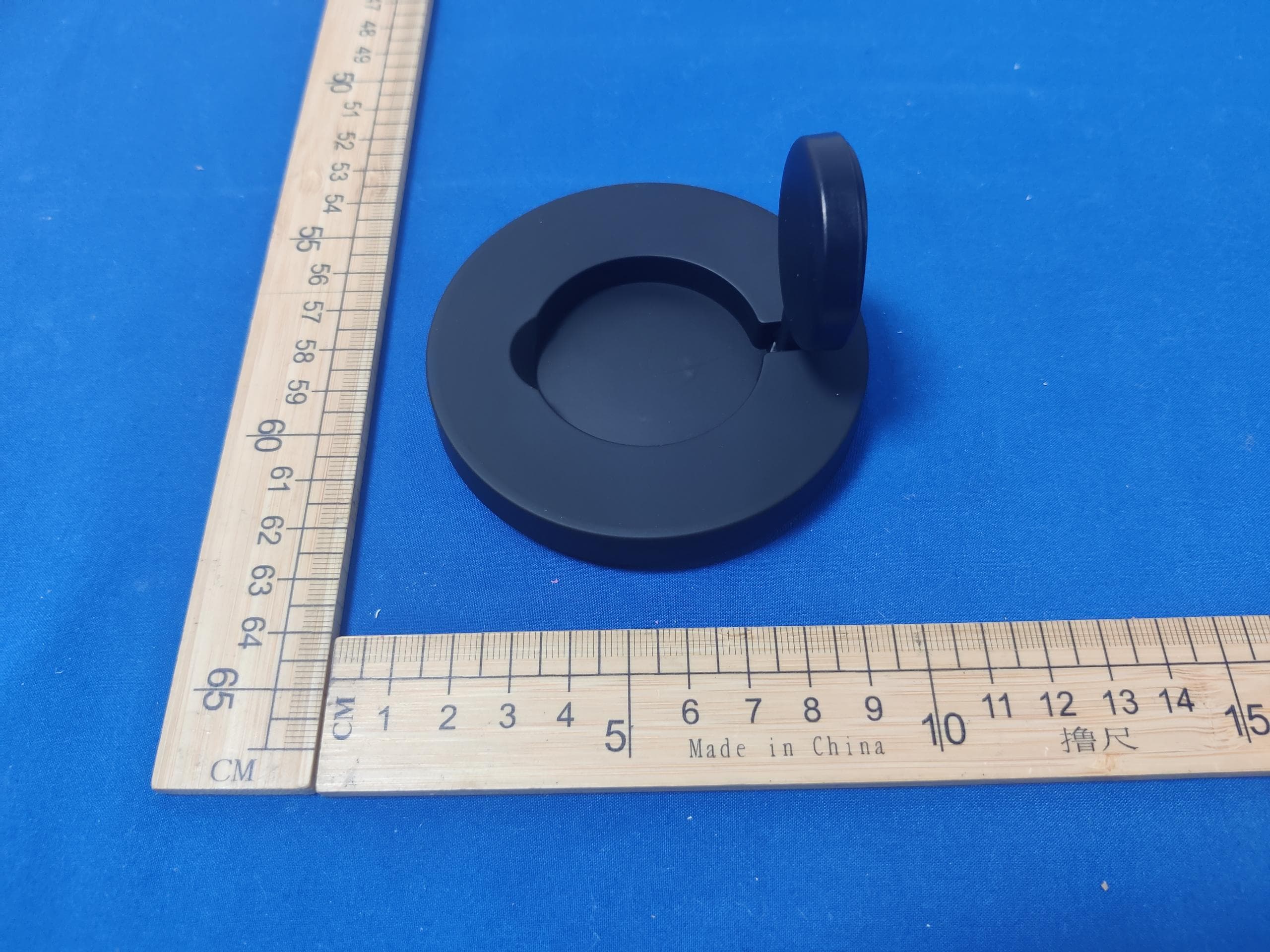 Wireless Charger Stand - FCC ID 2AUDO-V17AV17S - Shenzhen Itian Technology Co.,Ltd. (3)