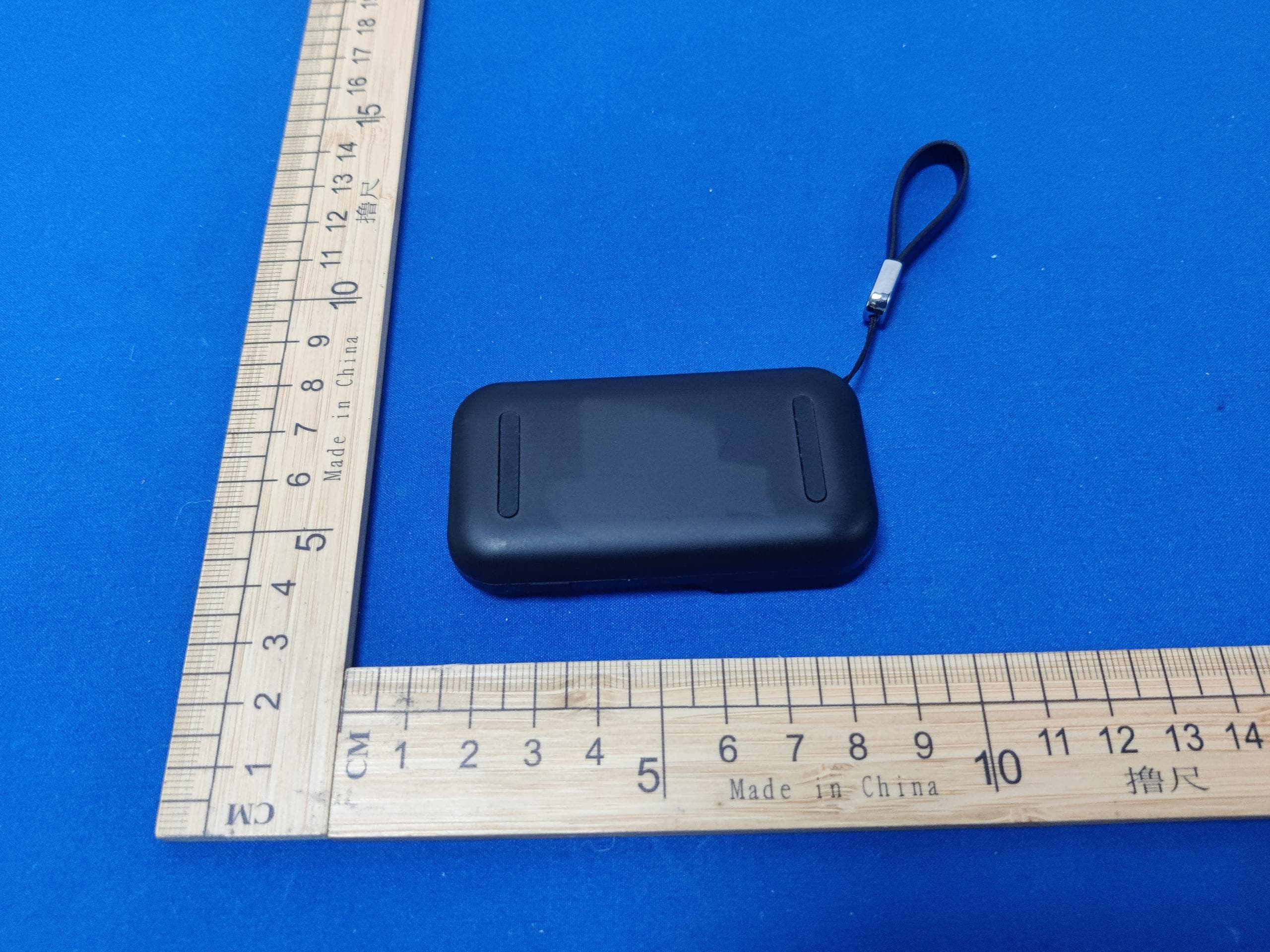 Watch Power Bank - FCC ID 2AUDO-V20AV20S - Shenzhen Itian Technology Co.,Ltd.