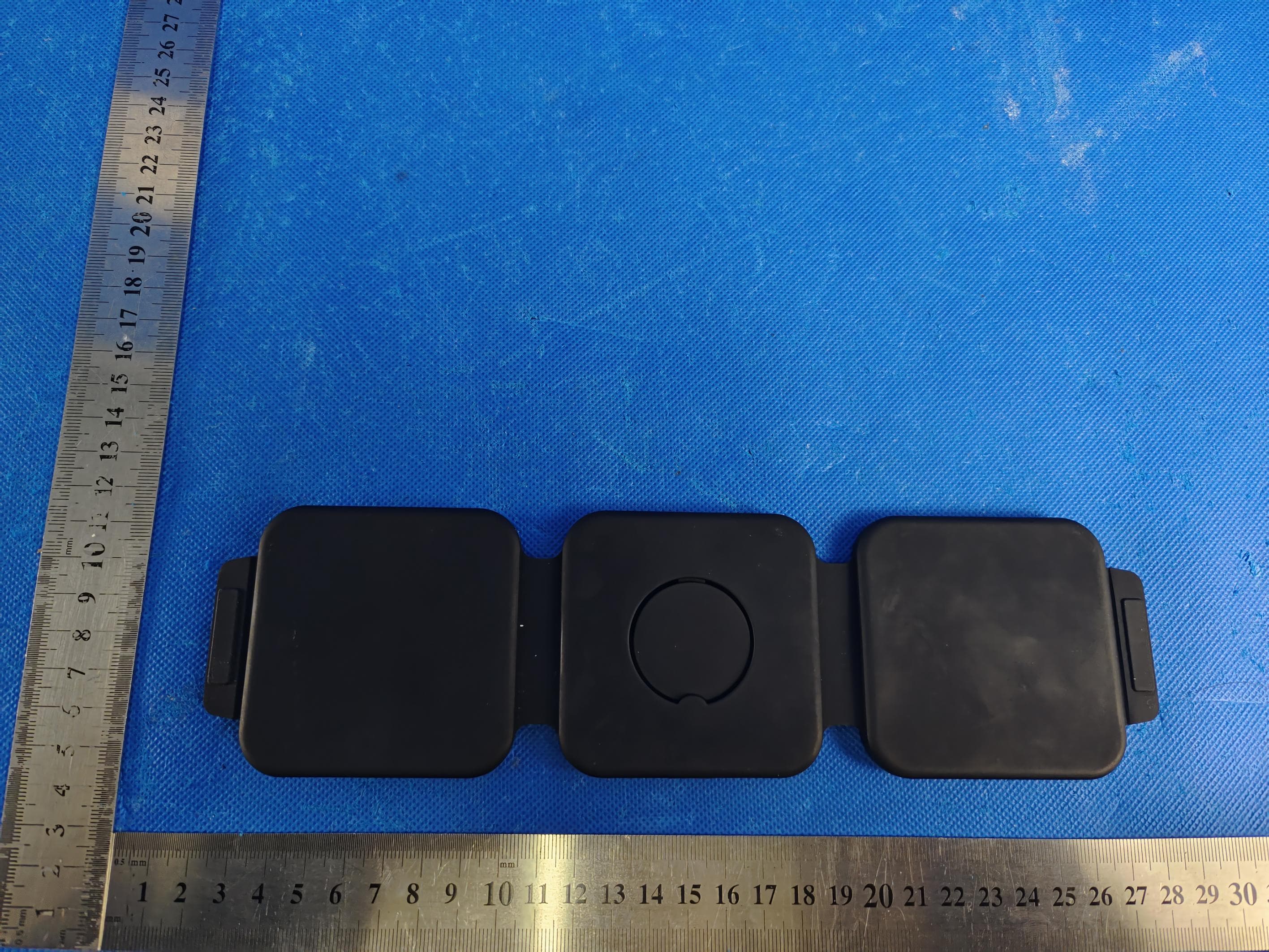 3 in 1 Magnetic Folding Wireless Charger - FCC ID 2AUDY-TKWC-037 - SHENZHEN SHOUERNUO TECHNOLOGY CO LTD
