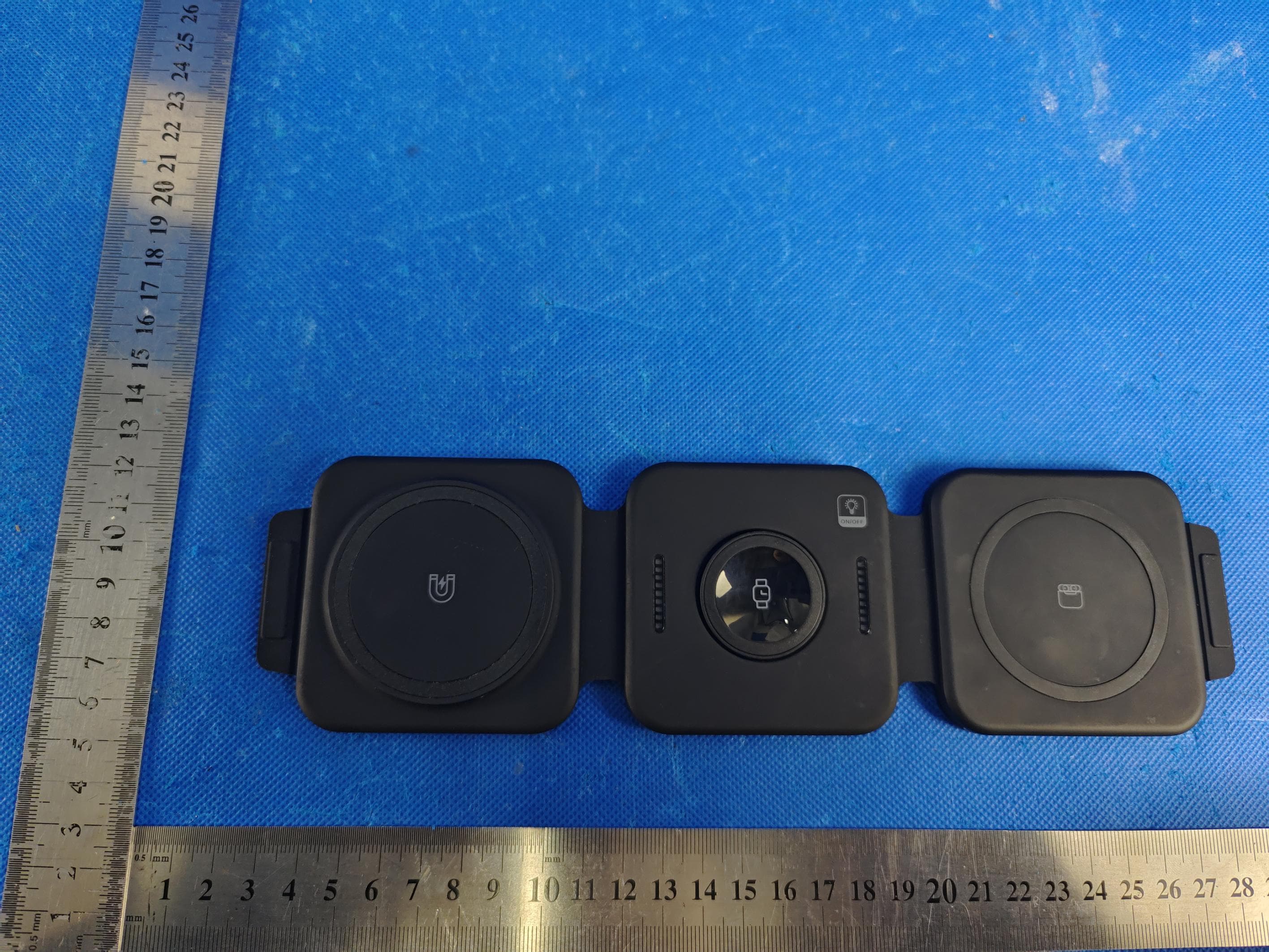 3 in 1 Magnetic Folding Wireless Charger - FCC ID 2AUDY-TKWC-037 - SHENZHEN SHOUERNUO TECHNOLOGY CO LTD (2)