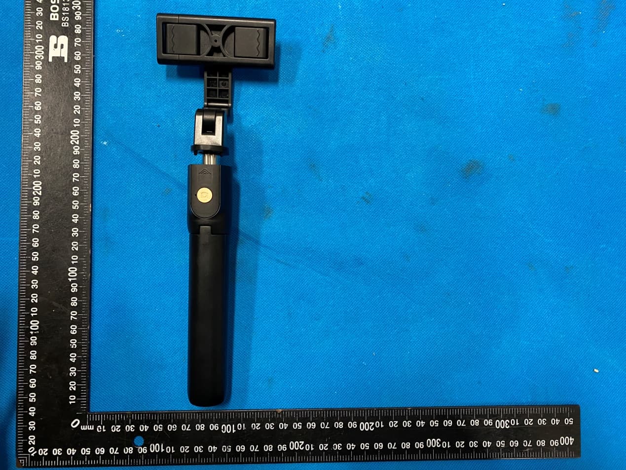 selfie stick tripod - FCC ID 2AUDZ-K10 - Shenzhen Keithy Innovation Technology Co., Ltd. (2)