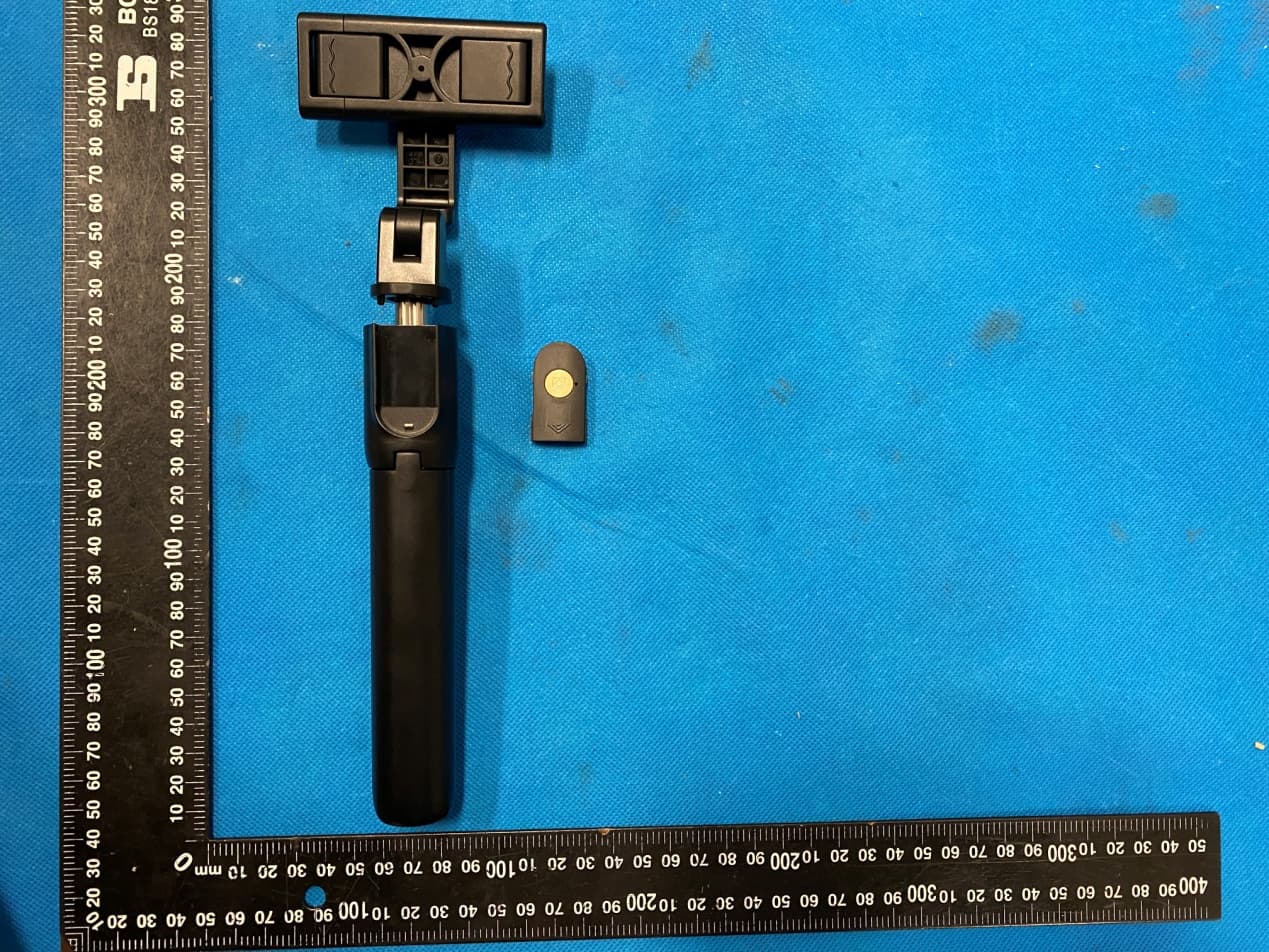 selfie stick tripod - FCC ID 2AUDZ-K10 - Shenzhen Keithy Innovation Technology Co., Ltd.