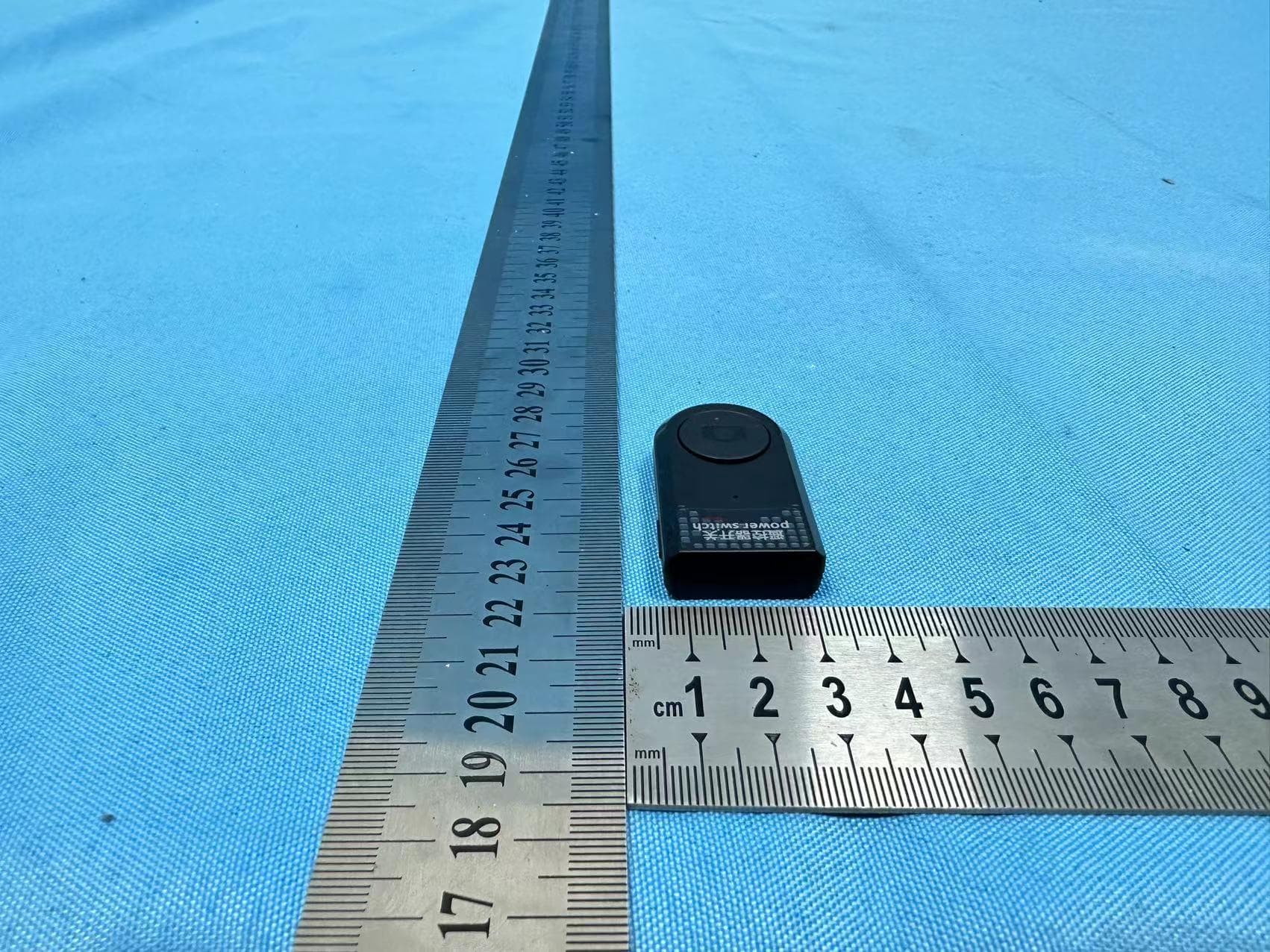 Selfie Stick Tripod - FCC ID 2AUDZ-K28 - Shenzhen Keithy Innovation Technology Co., Ltd. (4)