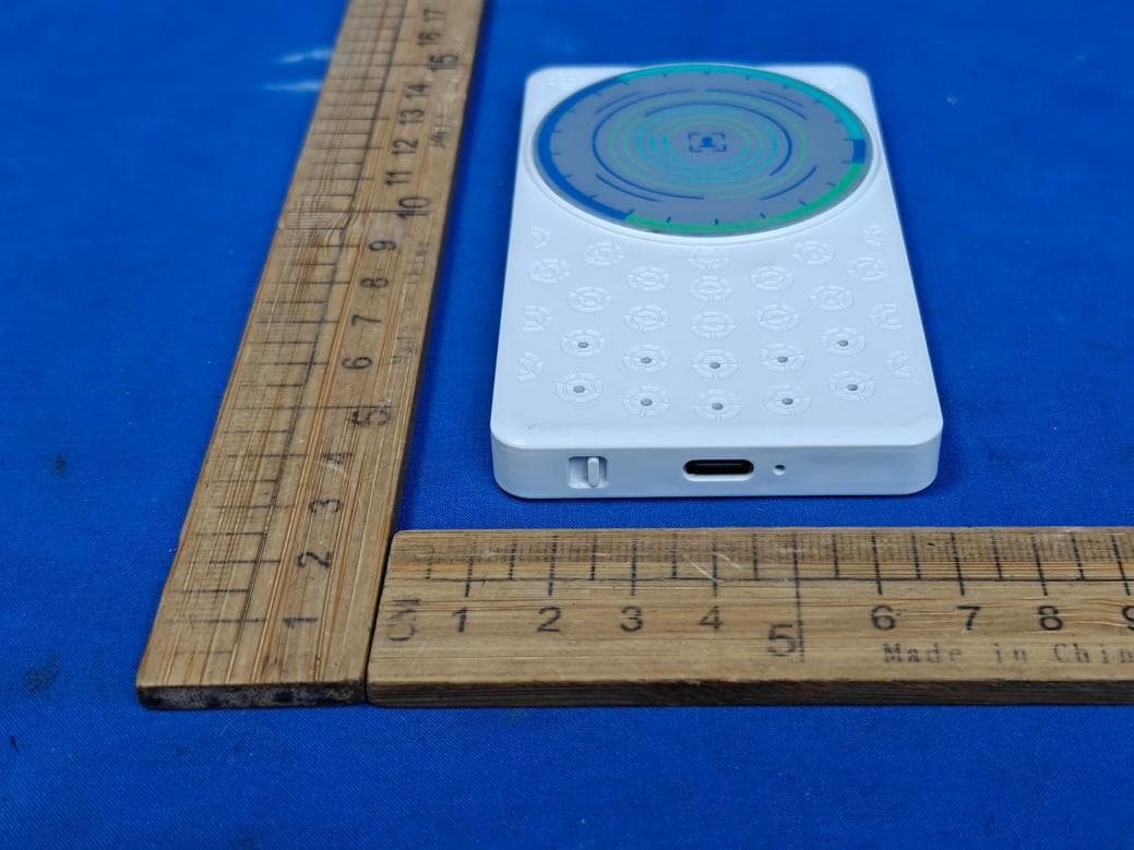 Touch-Control Wireless Selfie Live Streaming Projector - FCC ID 2AUDZ-TP01 - Shenzhen Keithy Innovation Technology Co., Ltd. (3)