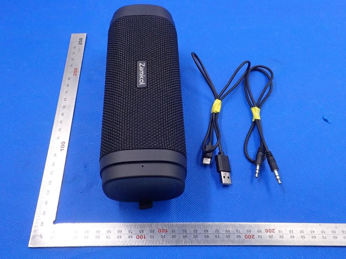 Bluetooth Speaker - FCC ID 2AUEW-ZK306 - Shenzhen Yikexin Network Technology Co.,Ltd.