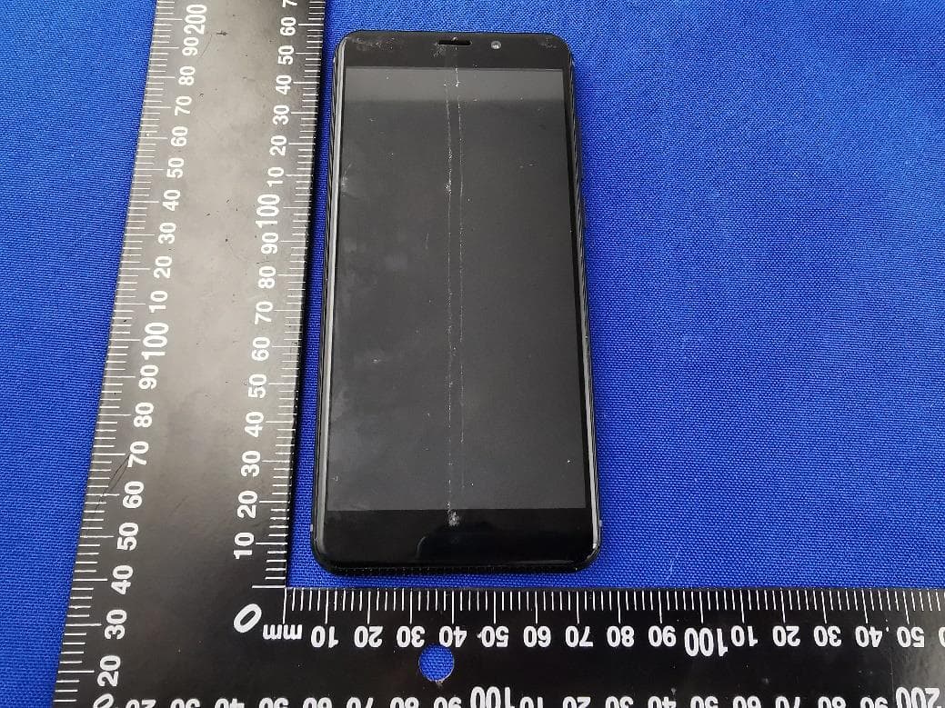 4G Smart phone - FCC ID 2AUHC-CTGED01 - CommuniTake Technologies Ltd. (2)