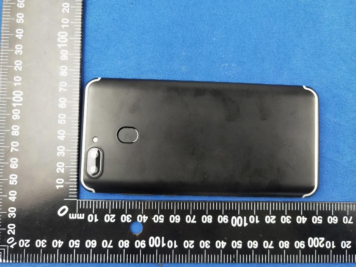 4G Smart phone - FCC ID 2AUHC-CTGED01A - CommuniTake Technologies Ltd. (3)