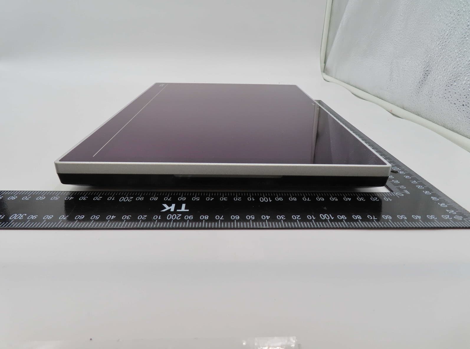 15.6 inches Touch Panel - FCC ID 2AUHEVARIA-150 - Harman Professional, Inc. (3)