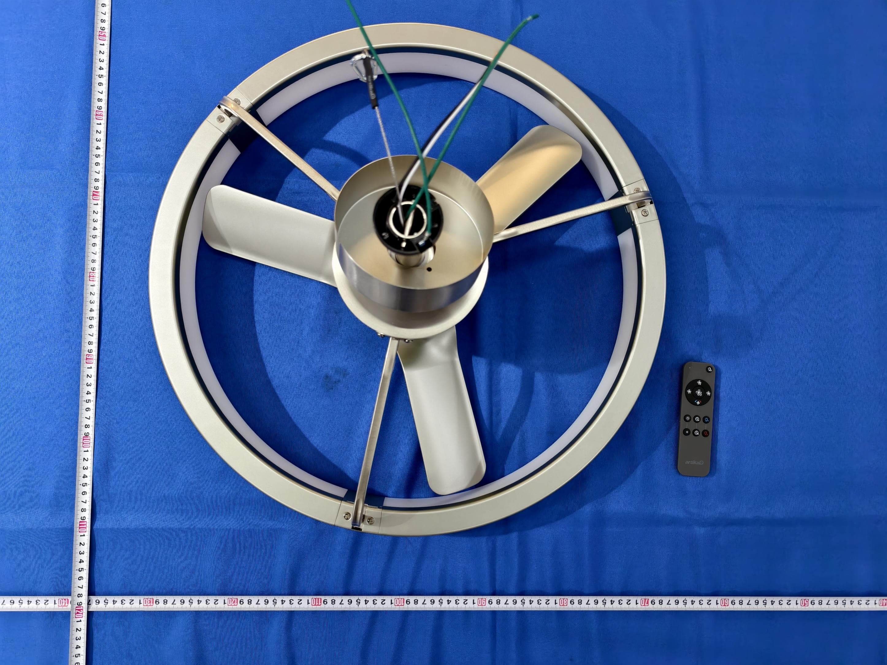 23 inch Sunnyvale fan Brushed Nickel with remote - FCC ID 2AUHG-23FAN-SUVR - ARTIKA FOR LIVING INC (3)