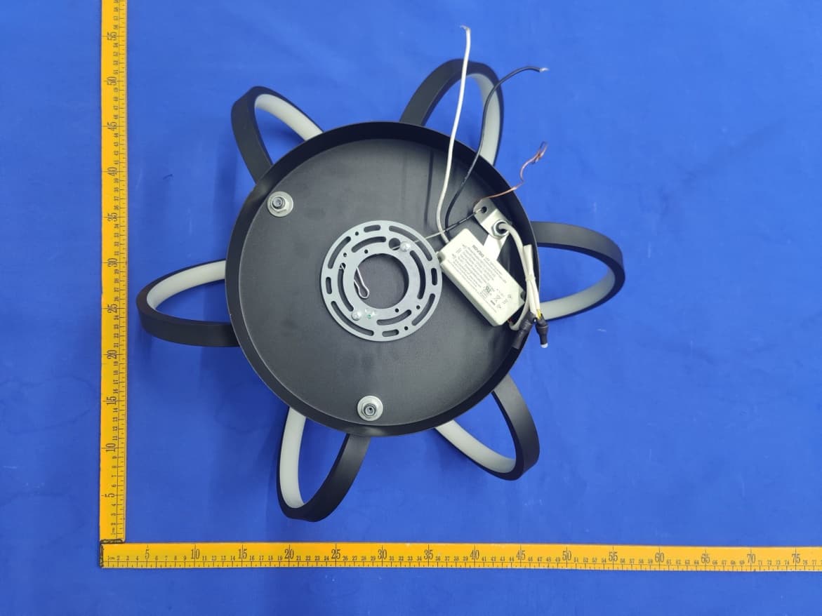 LED ceiling light - FCC ID 2AUHG-OFM-SR - ARTIKA FOR LIVING INC (2)