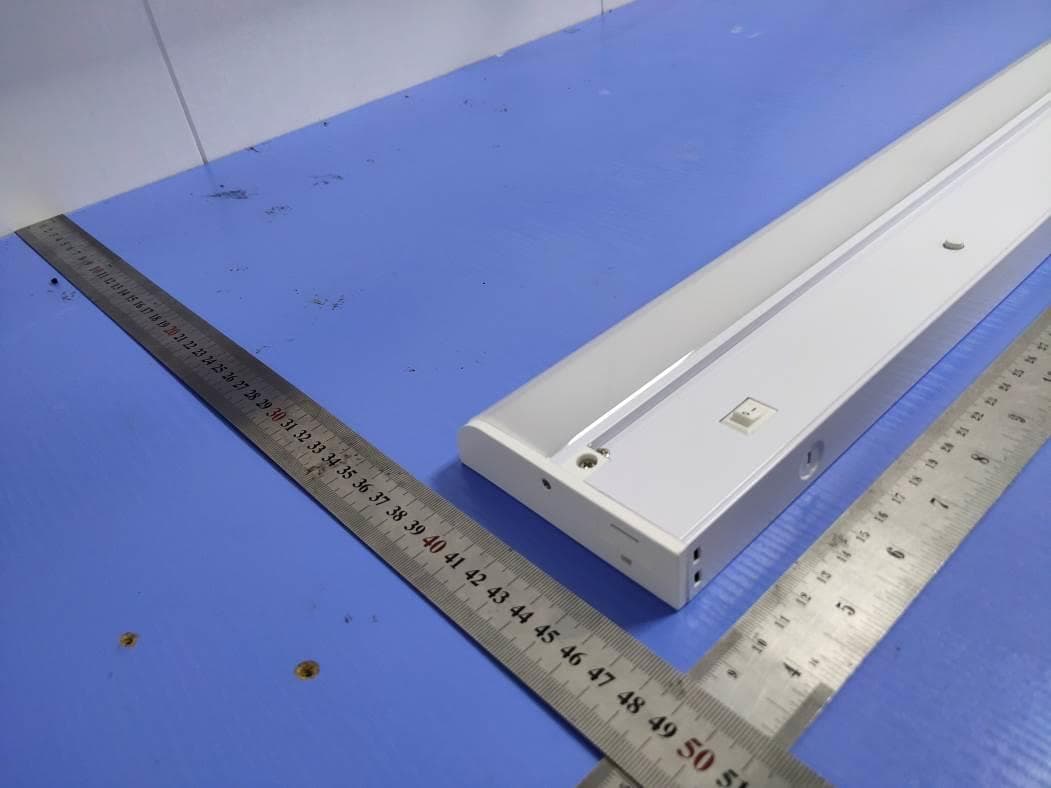 Under-cabinet luminaires - FCC ID 2AUI9-GESMRTUCL - Good Earth Lighting Inc. (2)