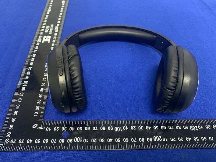 WIRELESS HEADPHONE AND TRANSMITTER KIT - WIRELESS HEADPHONE - FCC ID 2AUIF-NV-08245 - Max Sales Group (2)