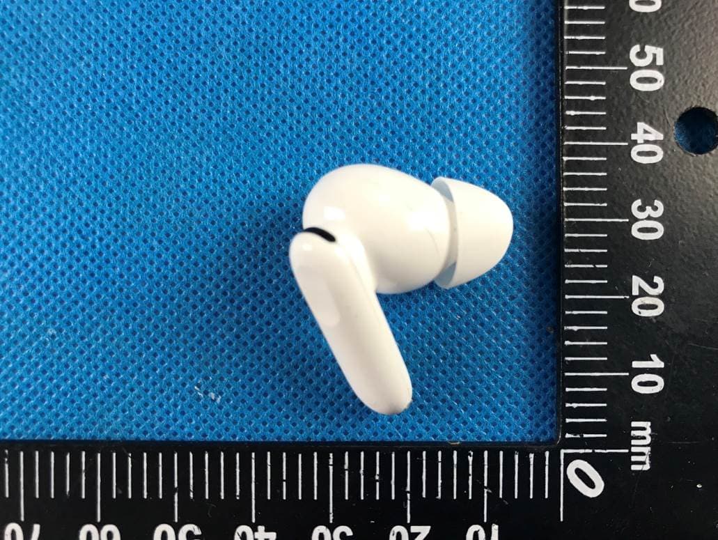 Wyze Buds Pro - FCC ID 2AUIUWNCE1 - Wyze Labs, Inc. (2)